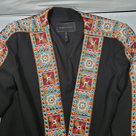 BCBG EMBROIDERED BLAZER SZ SMALL - Picture 5 of 7